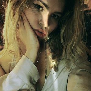 Meet your Posher, Luna